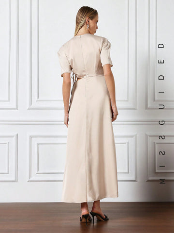 MISSGUIDED Cut Out Side Slit Maxi Dress