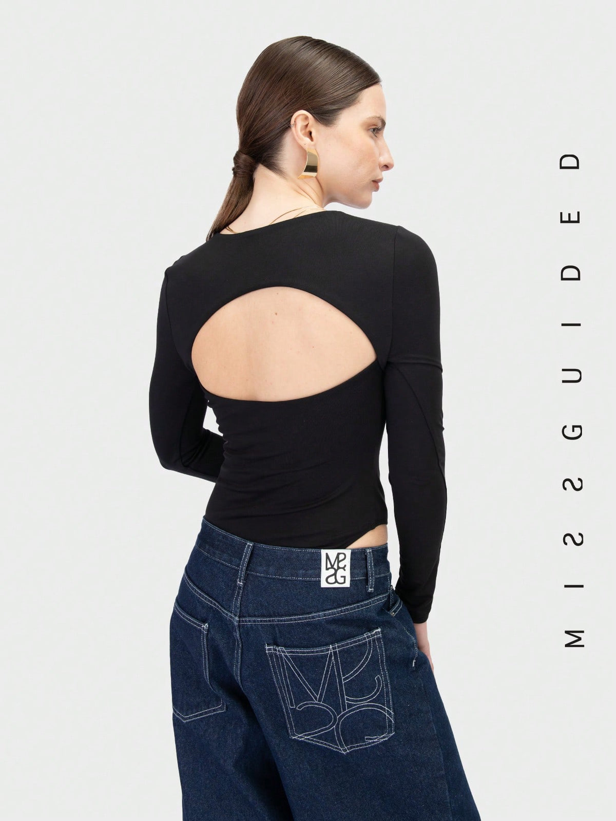 MISSGUIDED Long Sleeve Twist Front Body
