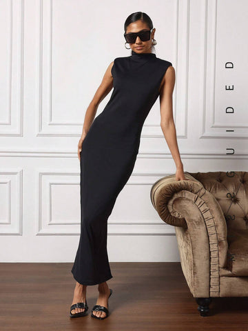MISSGUIDED Polo Neck Sleeveless Maxi Dress