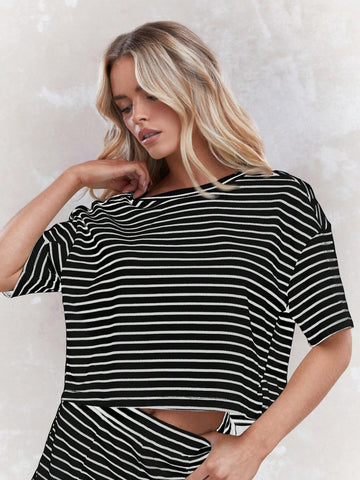 MISSGUIDED Striped Print Drop Shoulder T-Shirt And Shorts Co-Ord Set