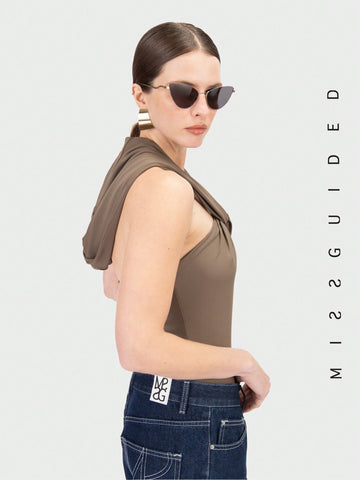 MISSGUIDED Twist Front Hood Detail Body