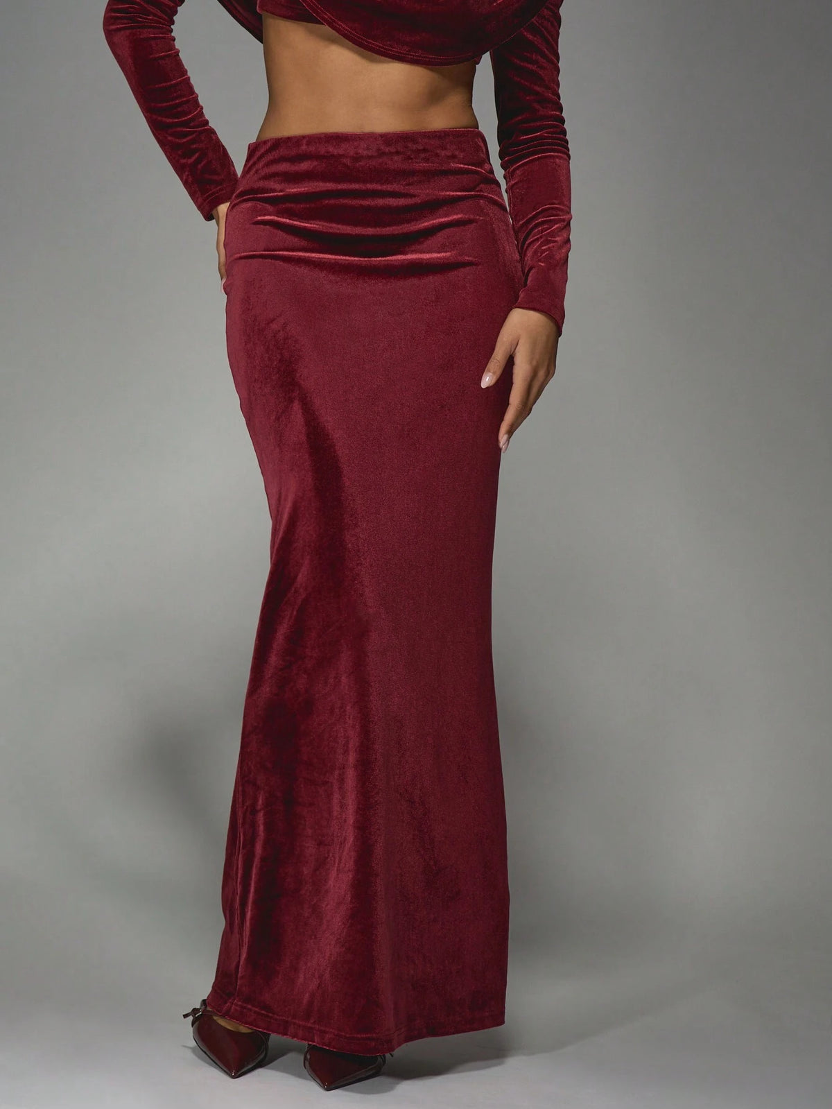 MISSGUIDED Velvet Low Rise Ruched Waist Fishtail Maxi Skirt