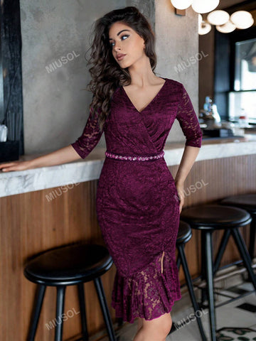 MIUSOL Full Floral Lace V-Neck Split Thigh Warp Hem Cocktail Party Bodycon Dress