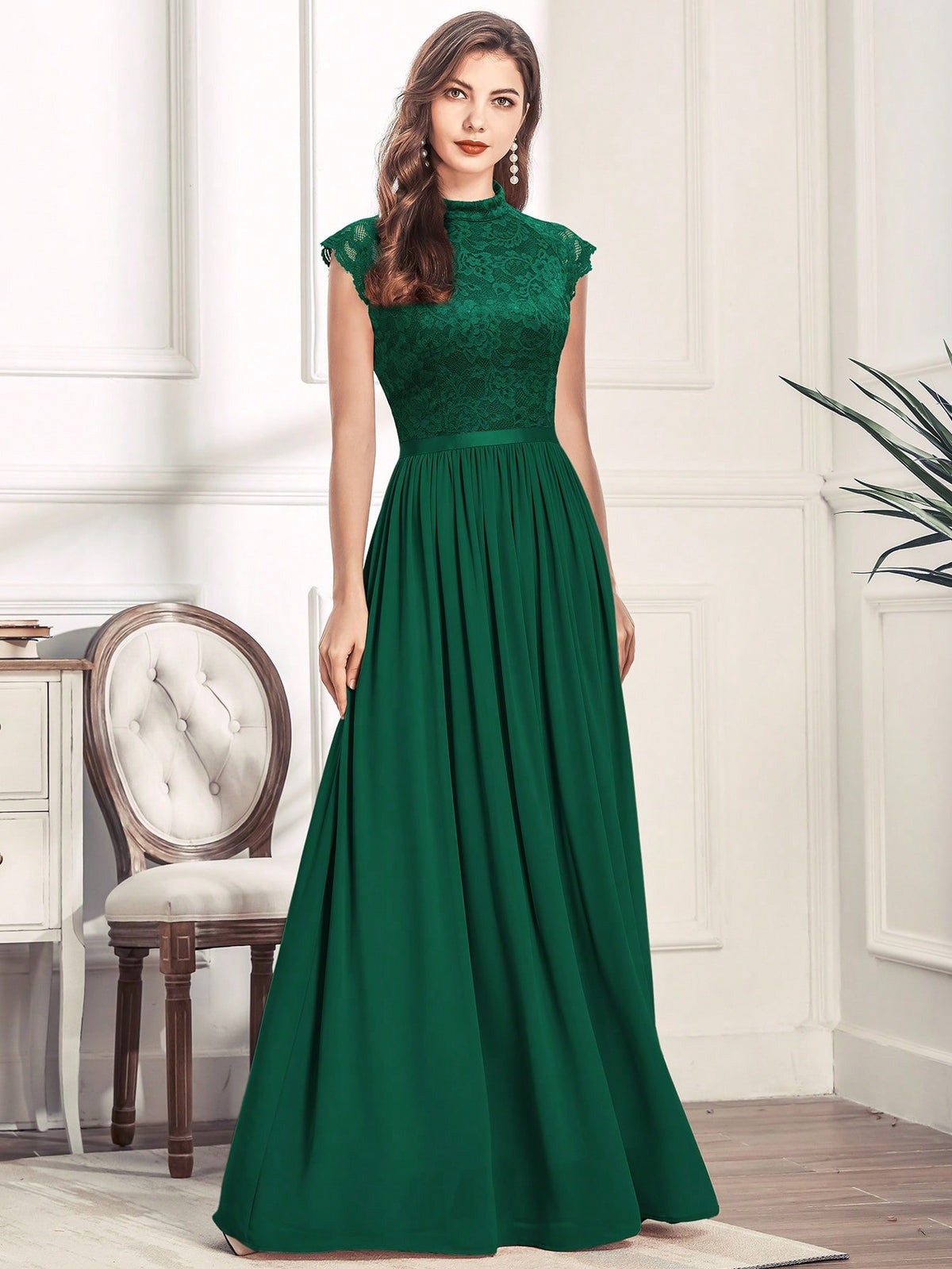 MIUSOL Mock Neck Lace Bodice Zip Back Formal Dress