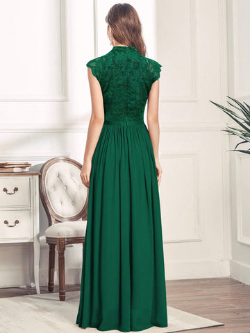 MIUSOL Mock Neck Lace Bodice Zip Back Formal Dress