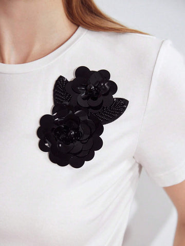 MOTF PREMIUM 3D FLORAL APPLIQUES T-SHIRT