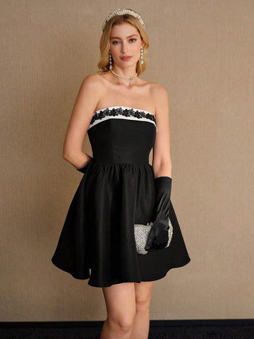 MOTF PREMIUM APPLIQUES DETAIL COLORBLOCK FLARE HEM TUBE SHORT DRESS