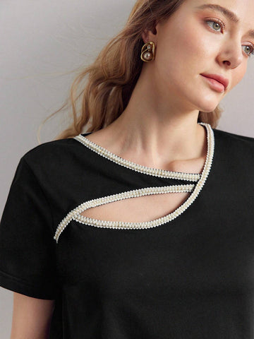 MOTF PREMIUM ASYMMETRICAL SHOULDER CONTRAST FAUX PEARL TAPE CUTOUT TEE