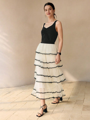 MOTF PREMIUM CONTRAST LACE RUFFLE LAYERED SKIRT