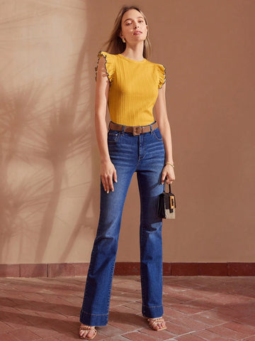 MOTF PREMIUM CONTRAST LETTUCE TRIM RUFFLE ARMHOLE TEXTURED TEE