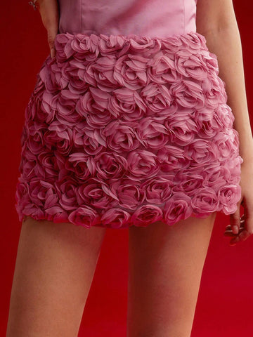 MOTF PREMIUM CONTRAST MESH FLORAL APPLIQUED SKORT,VALENTINE'S DAY