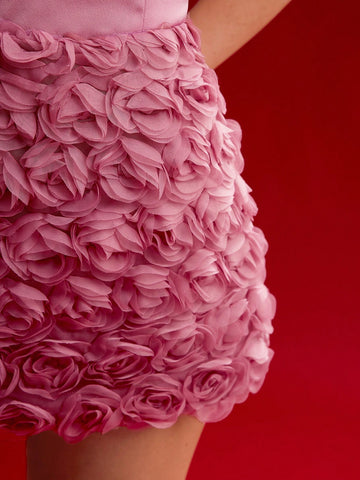 MOTF PREMIUM CONTRAST MESH FLORAL APPLIQUED SKORT,VALENTINE'S DAY