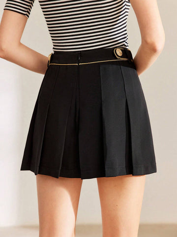 MOTF PREMIUM CONTRAST PIPING BUTTON DECOR PLEATED SKIRT