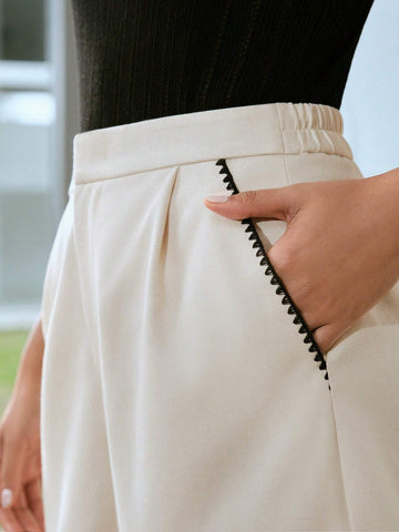 MOTF PREMIUM CONTRAST PIPING FOLD PLEATED SHORTS