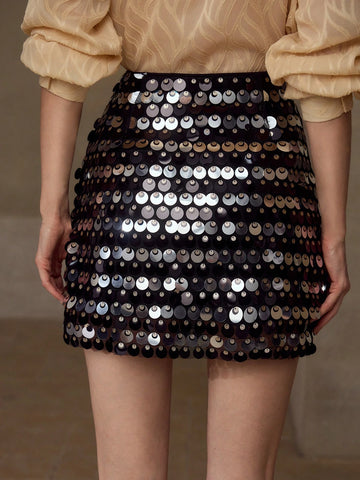 MOTF PREMIUM CONTRAST SEQUIN SHORT SKIRT