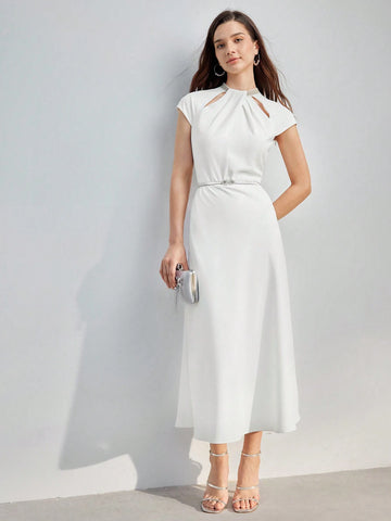 MOTF PREMIUM CUTOUT FOLD PLEATED FLARE HEM DRESS