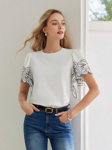 MOTF PREMIUM EMBROIDERY FLORAL PATTERN FLUTTER SLEEVE TEE