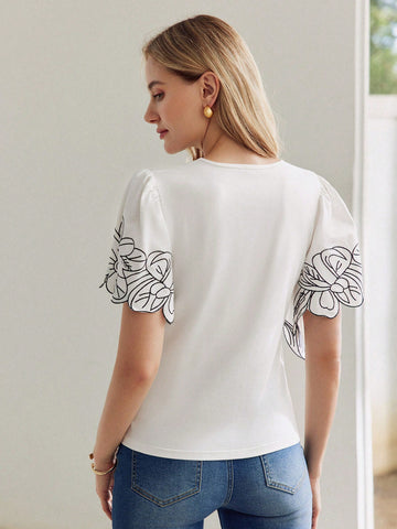 MOTF PREMIUM EMBROIDERY FLORAL PATTERN FLUTTER SLEEVE TEE