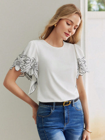 MOTF PREMIUM EMBROIDERY FLORAL PATTERN FLUTTER SLEEVE TEE