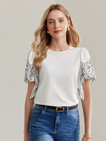 MOTF PREMIUM EMBROIDERY FLORAL PATTERN FLUTTER SLEEVE TEE