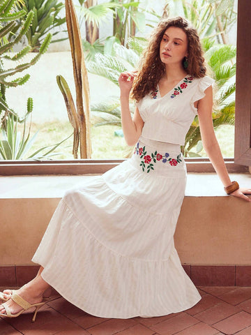 MOTF PREMIUM EMBROIDERY FLORAL PATTERN TIERED HEM SKIRT