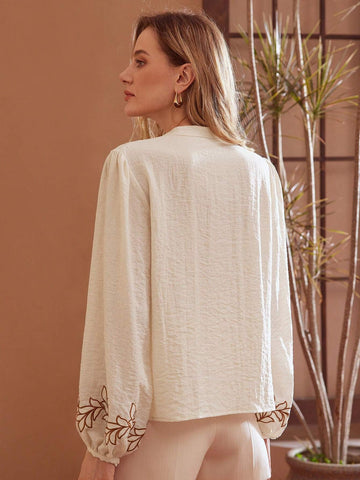 MOTF PREMIUM EMBROIDERY PLANTS PATTERN LANTERN SLEEVE SHIRT