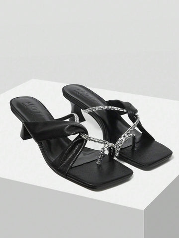 MOTF PREMIUM FASHIONABLE LADIES CONTRAST SEQUIN THONG HIGH HEEL