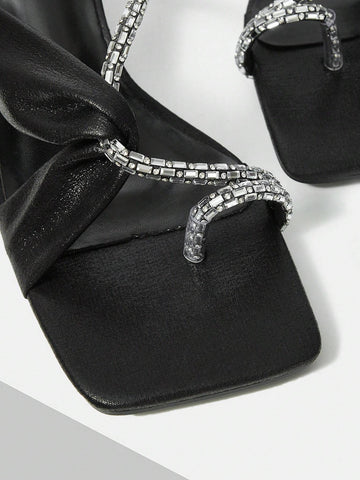 MOTF PREMIUM FASHIONABLE LADIES CONTRAST SEQUIN THONG HIGH HEEL