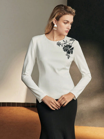 MOTF PREMIUM FLORAL EMBROIDERY ZIP BACK T-SHIRT