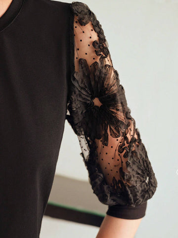 MOTF PREMIUM FLORAL PATTERN DOBBY MESH LANTERN SLEEVE TEE