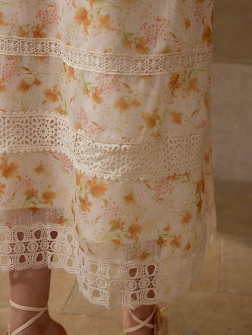 MOTF PREMIUM FLORAL PRINT CONTRAST LACE SKIRT