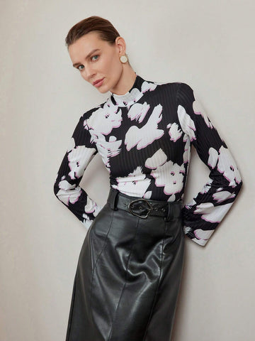 MOTF PREMIUM FLORAL PRINT MOCK NECK BELL SLEEVE TEE