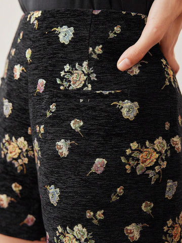 MOTF PREMIUM FLORAL PRINT ZIPPER BACK SHORTS