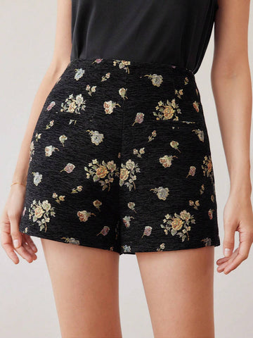 MOTF PREMIUM FLORAL PRINT ZIPPER BACK SHORTS