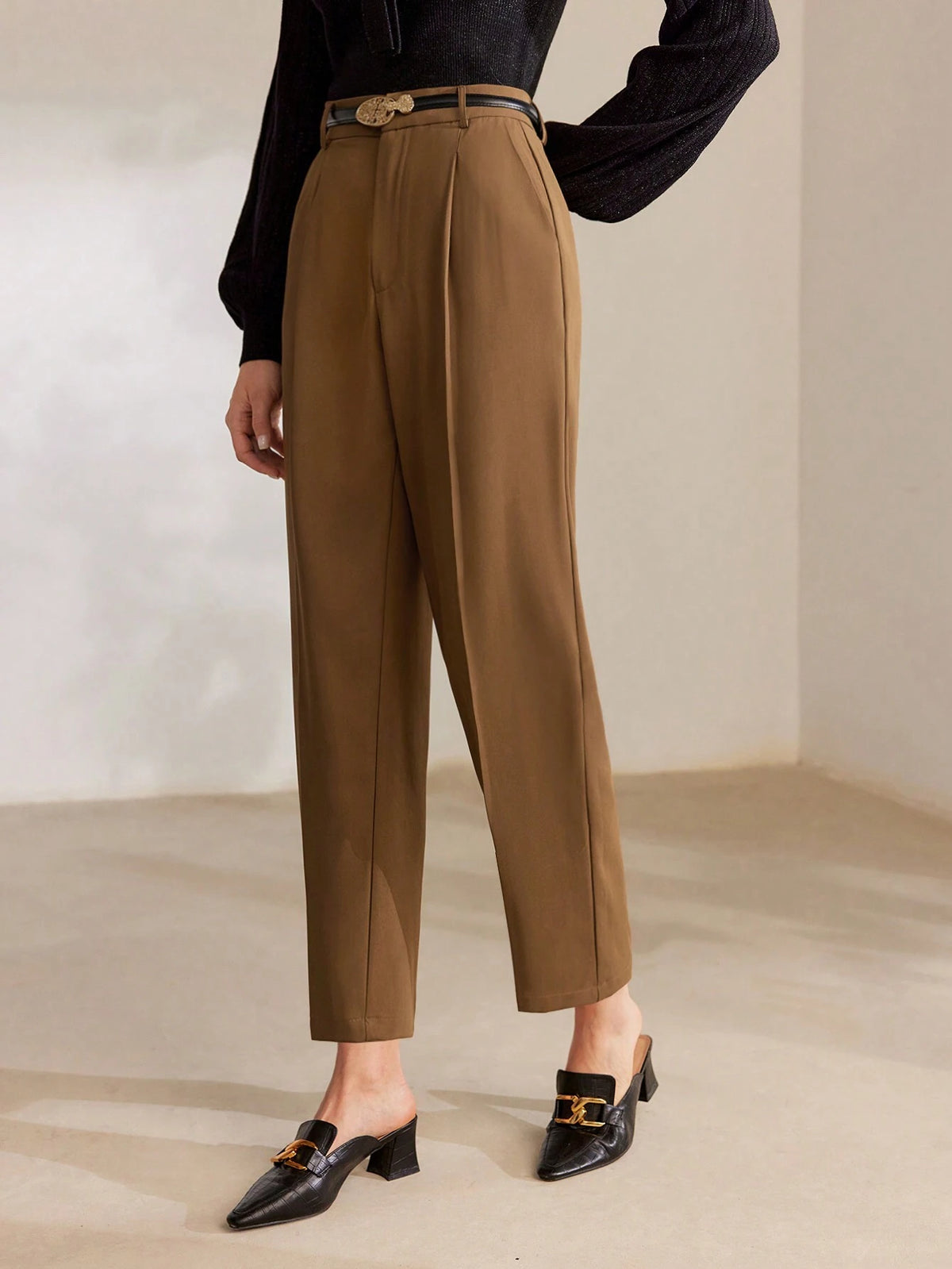 MOTF PREMIUM PRESS CREASE TAILORED TAPERED PANTS