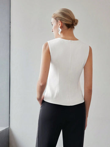 MOTF PREMIUM RHINESTONE DETAIL ZIPPER BACK SLEEVELESS BLOUSE