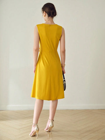 MOTF PREMIUM SEQUIN STEREO FLOWER DETAIL FOLD PLEATED COCKTAIL DRESS