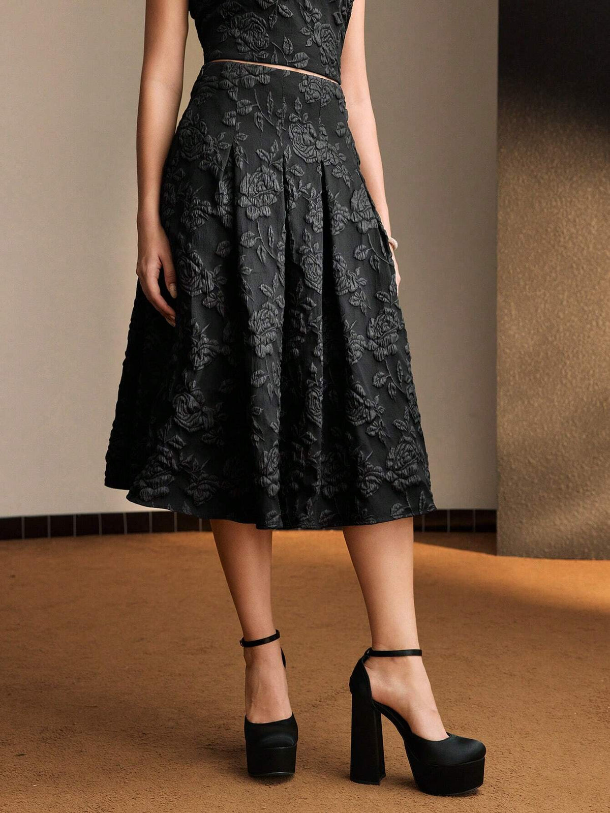 MOTF PREMIUM SOLID JACQUARD FOLD PLEATED FLARE SKIRT