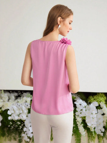 MOTF PREMIUM STEREO FLOWER DETAIL SOLID BLOUSE