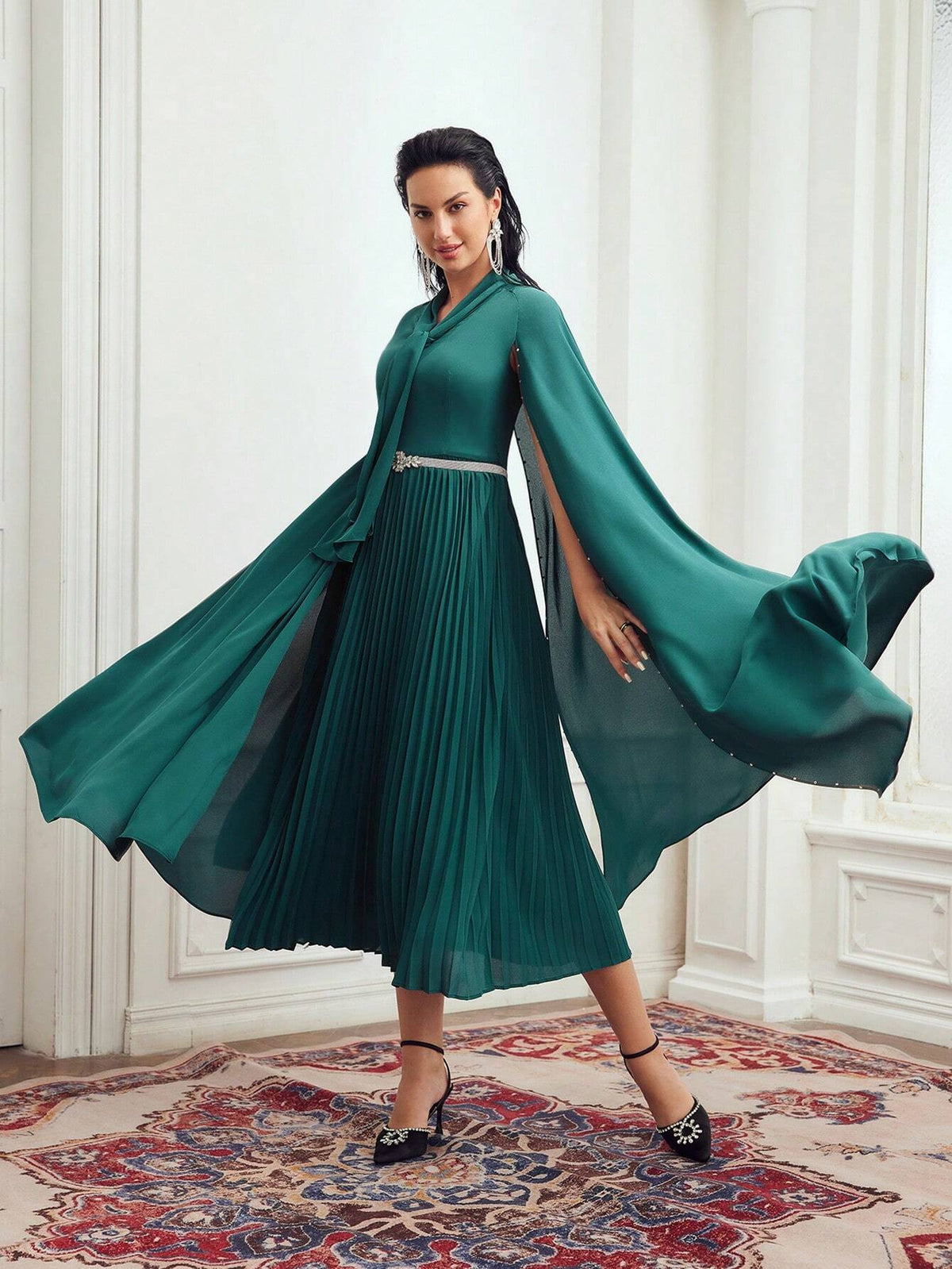 MOTF PREMIUM TIE NECK CLOAK SLEEVE PLEATED HEM DRESS