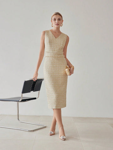 MOTF PREMIUM TWEED PLAID PATTERN V-NECK RAW TRIM DRESS