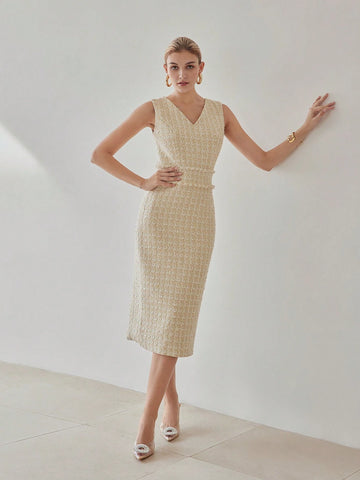 MOTF PREMIUM TWEED PLAID PATTERN V-NECK RAW TRIM DRESS