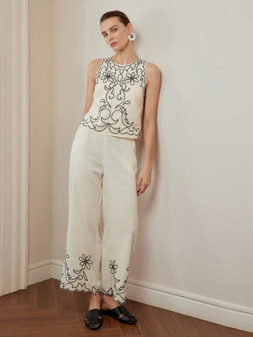 MOTF STUDIO EMBROIDERY FLORAL PATTERN SLEEVELESS BLOUSE