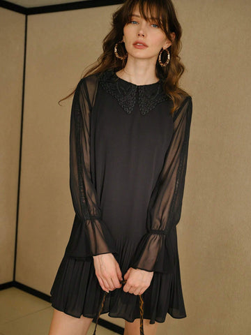 MOTF STUDIO GUIPURE LACE COLLAR CONTRAST SHEER MESH FLARE SLEEVE PLISSE SHORT DRESS