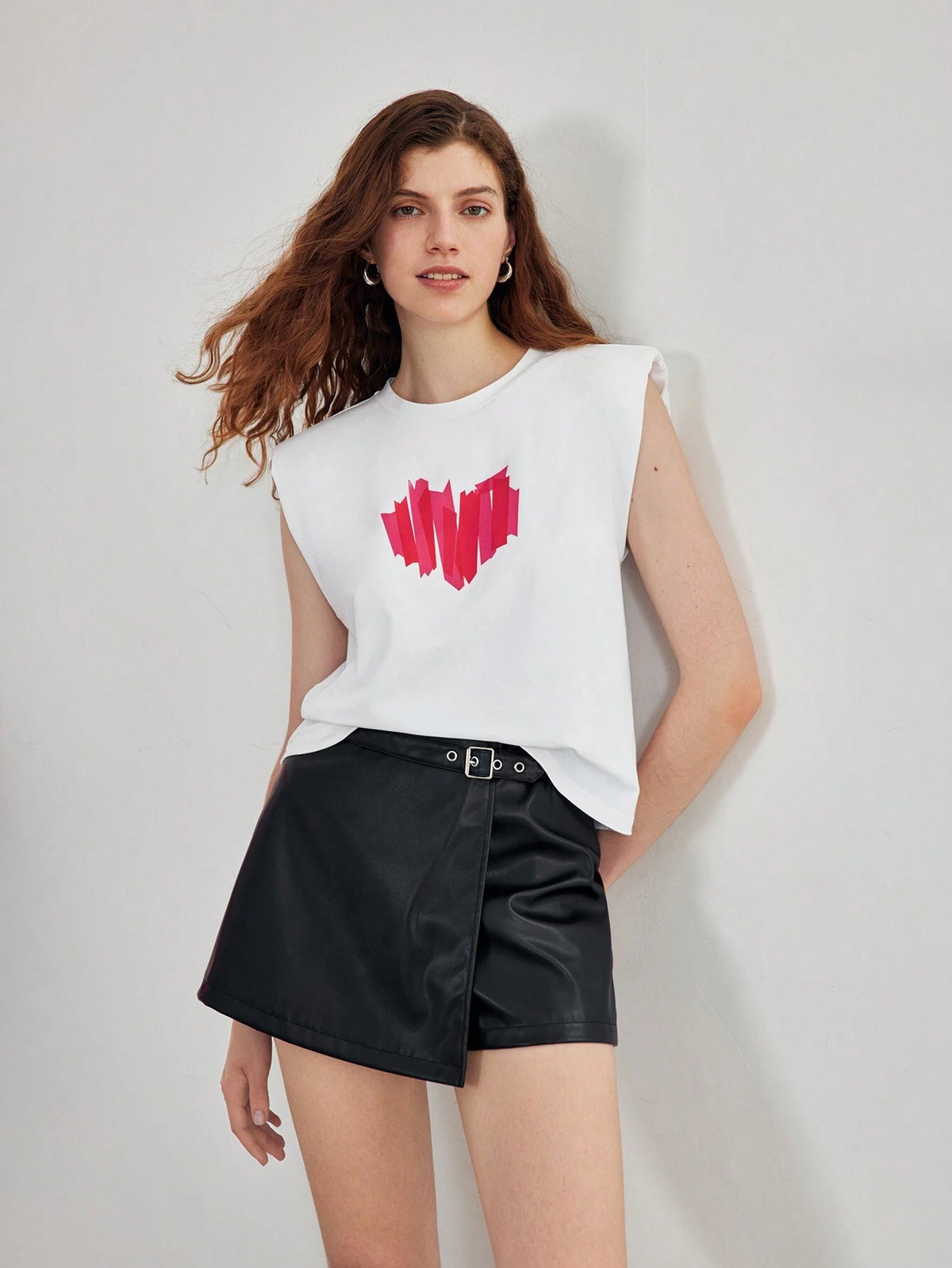 MOTF STUDIO PU LEATHER BUCKLE WAIST SKORT