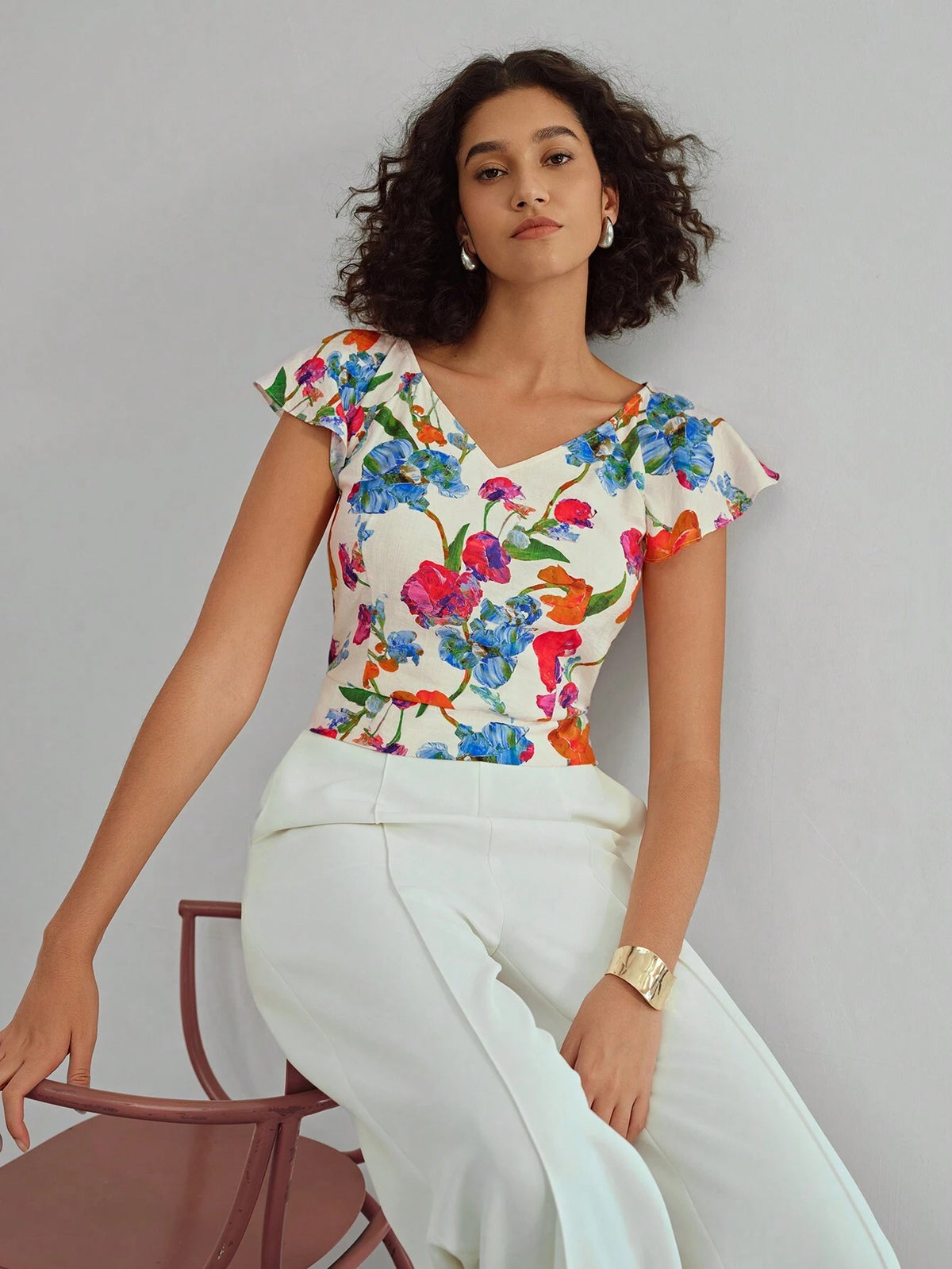 MOTF X MARIA-VICTORIA CHECA FLORAL PRINT V-NECK FLUTTER SLEEVE BLOUSE