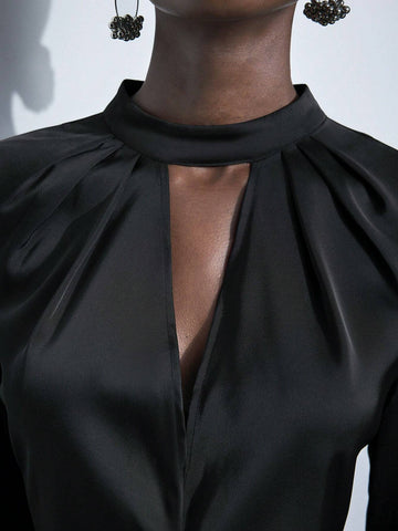 Maija Ladies Elegant Solid Color Hollow Out Feather Sleeve Mini Dress For Autumn