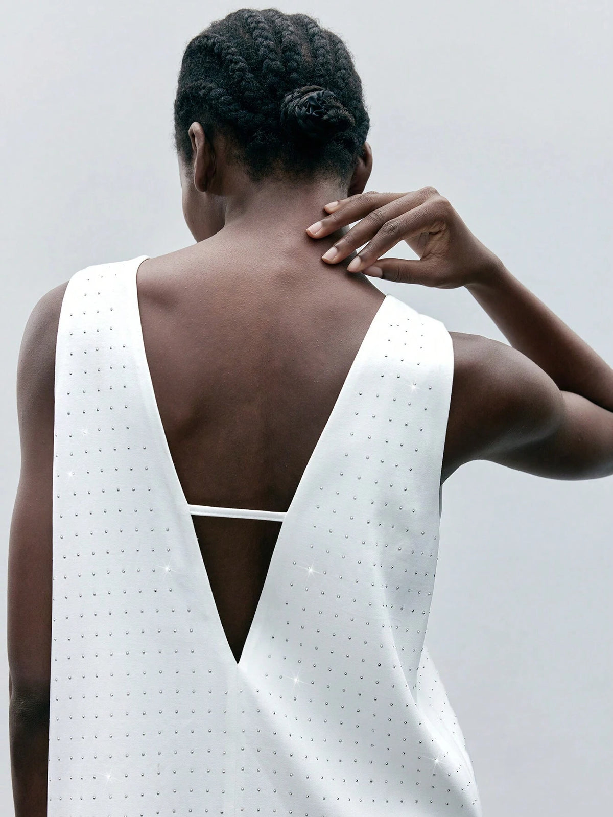 Maija New Autumn/Winter Urban Chic Elegant Daily Wear V-Neck Women White Crystal Embellish Back Design Midi Dress