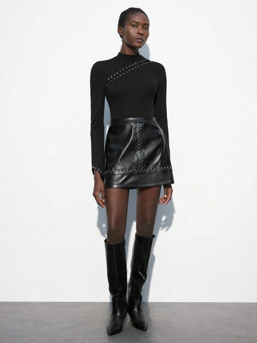 Maija Women Plain Color Rivets Decor Casual Mini Skirt