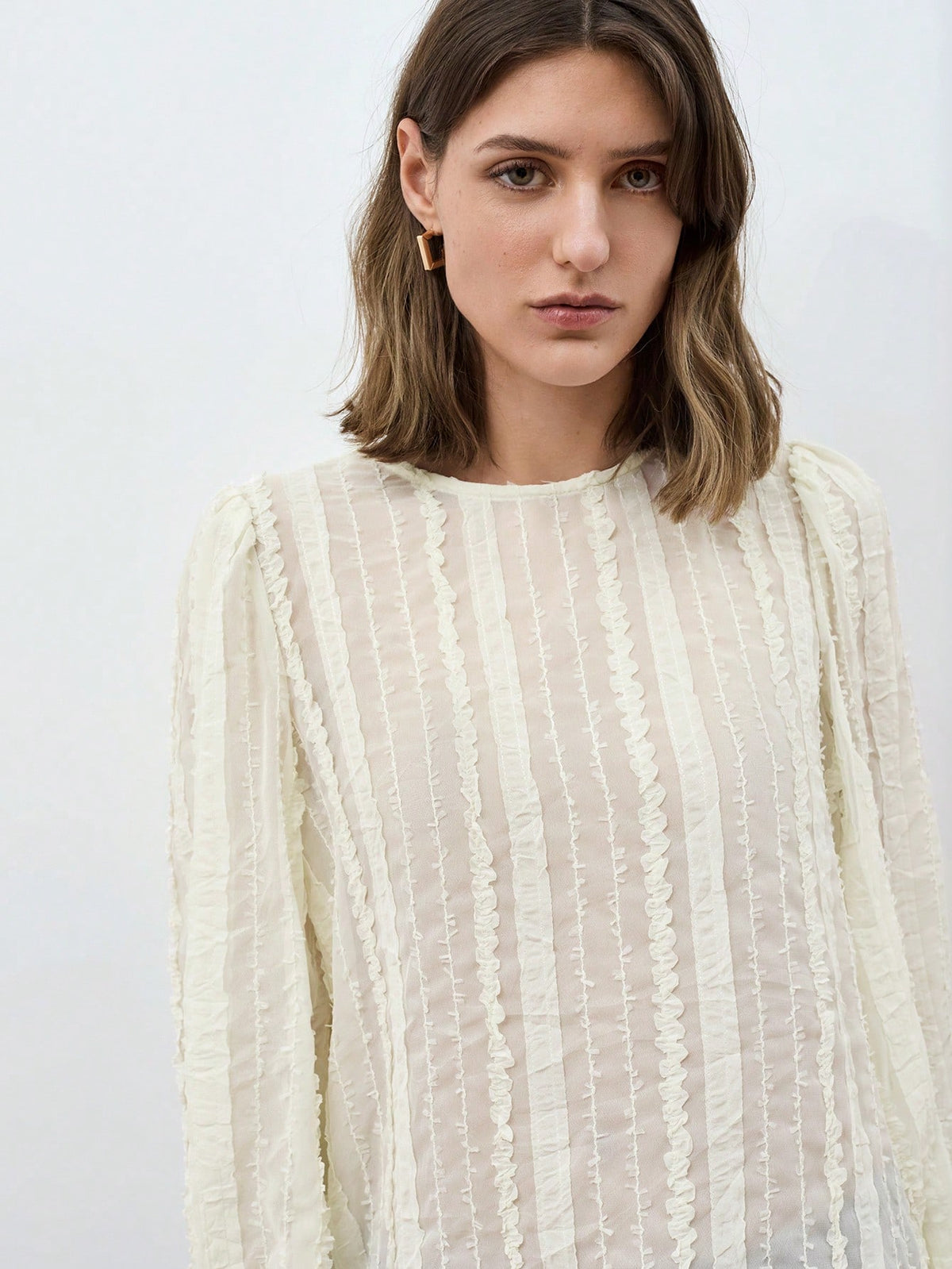 Maija Women Solid Color Round Neck Long Sleeve Casual Blouse